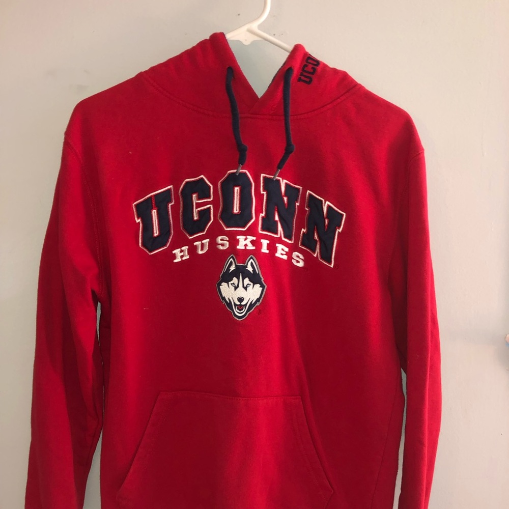UCONN Huskies Sweatshirt